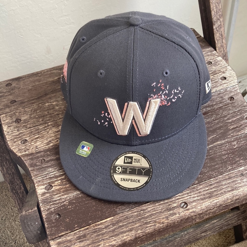 New Era Women's Navy Snapback Cap